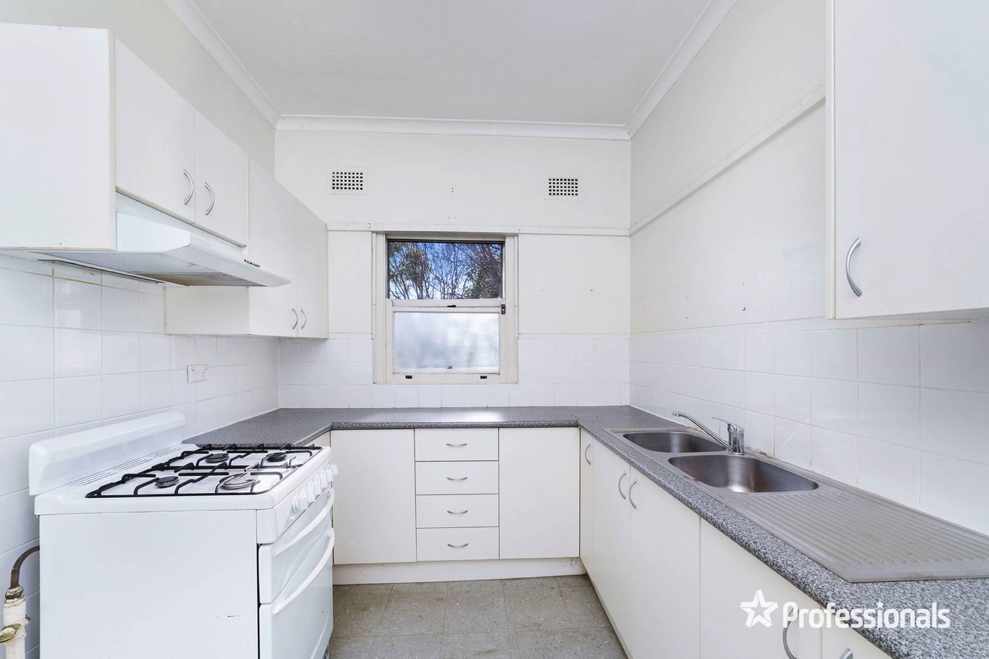 166 Tower Street, Panania