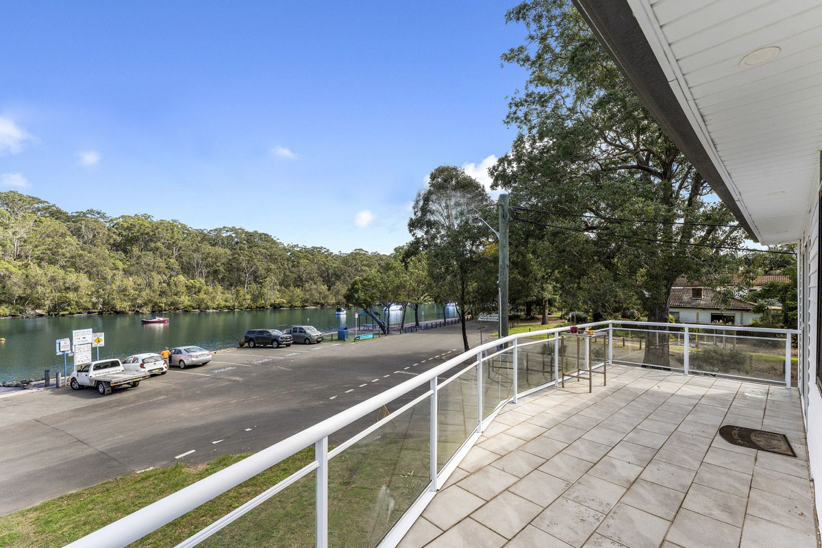 39 Carinya Road, Picnic Point
