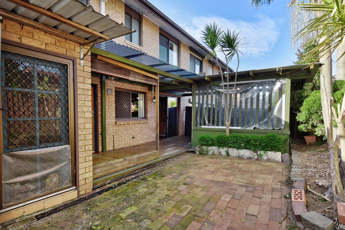 6/11 Campbell Hill Road, Chester Hill