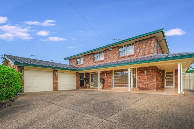 89 Caroline Crescent, Georges Hall