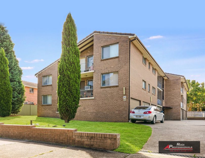 3/10-12 The Crescent, Berala