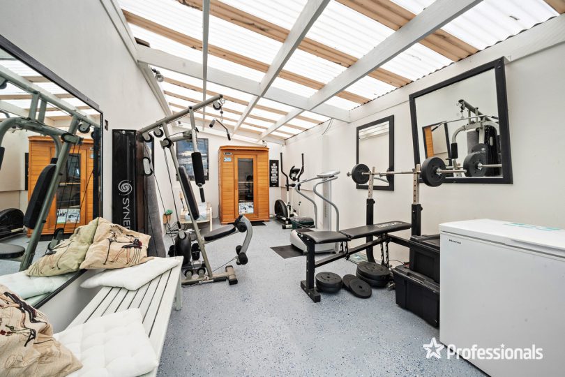 9 Needlewood Grove, Padstow Heights.