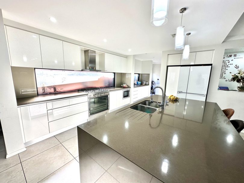 30 Clucas Road, Regents Park