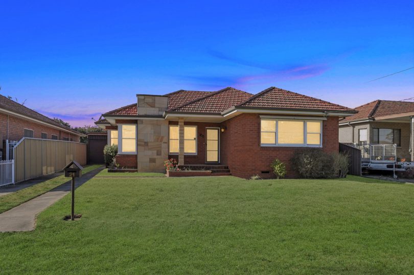 21 Craigie Avenue, Padstow